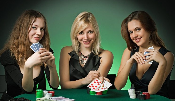 femmes poker