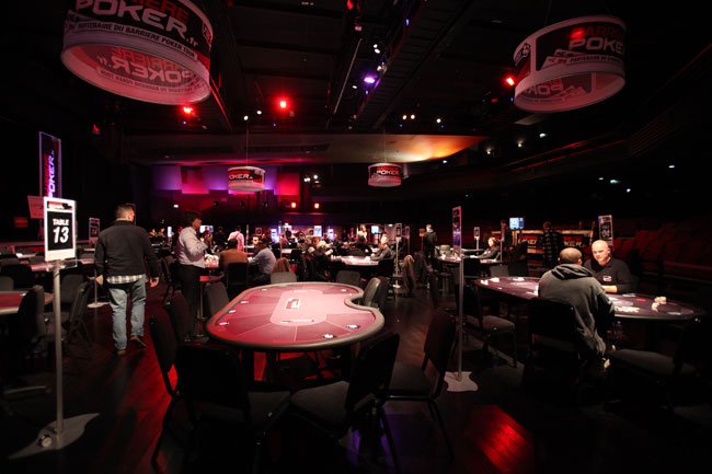 Salle de poker